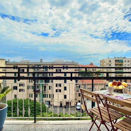 Appartamento Di Fronte Alla Pista Ciclabile Con 2 Camere Da Letto E Wifi 因佩里亚 外观 照片